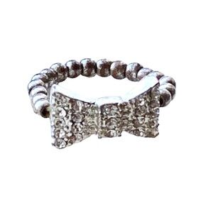 Bow Tie Silver Tone Costume Fashion Stretch Ring Woman’s Jewelry